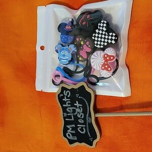 Disney Themed Straw Covers New Set of 6